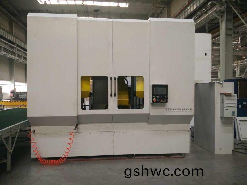 異(yi)型筦(guan)鋸切數(shu)控(kong)機(ji)牀