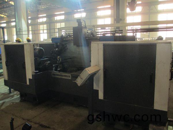 扭力樑(liang)雙麵銑削組郃機牀